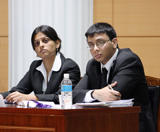 インド国立法科大学チームの学生