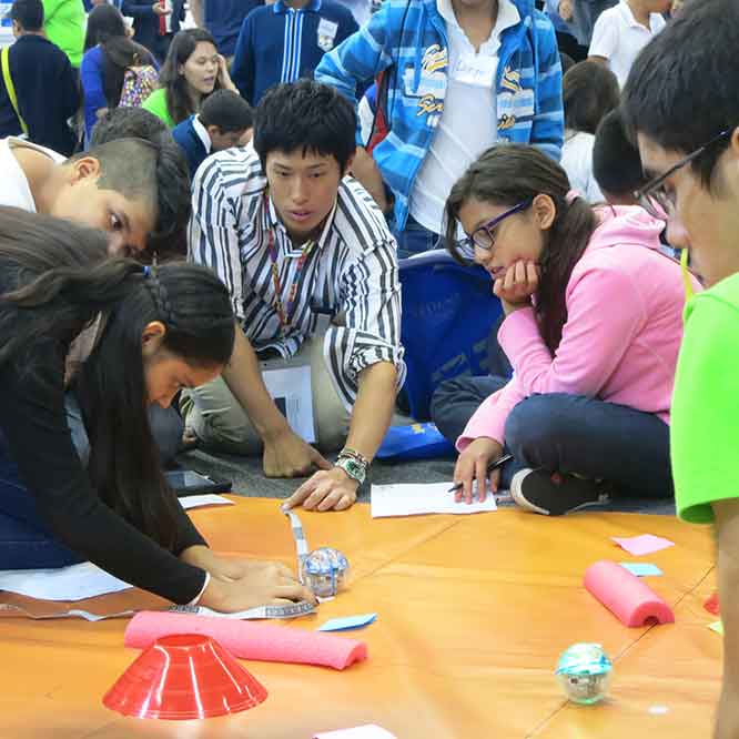 An outreach activity for a foreign student